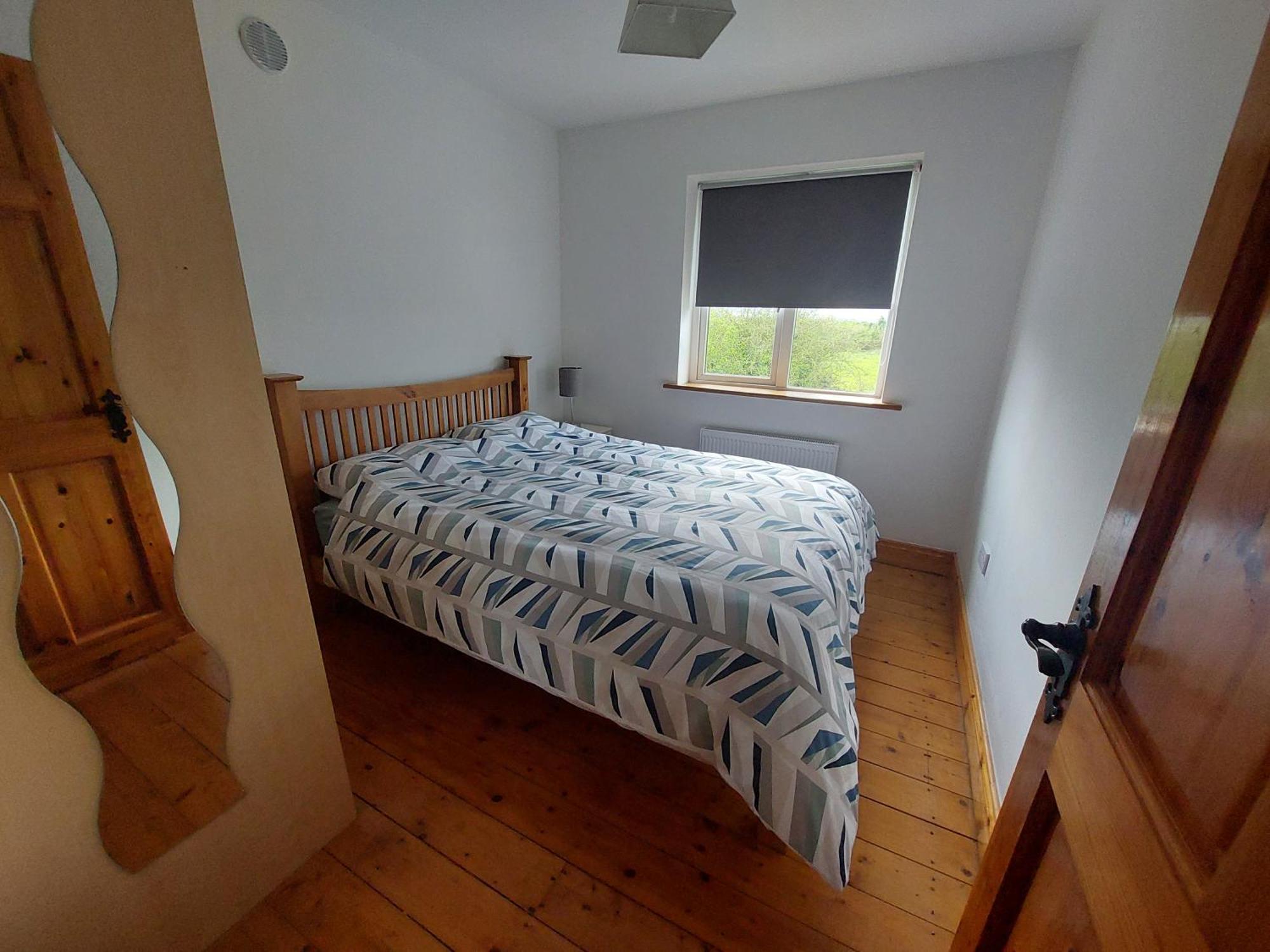 3 Bed Semi-Detached House In A Quite Estate Bruff Exterior foto